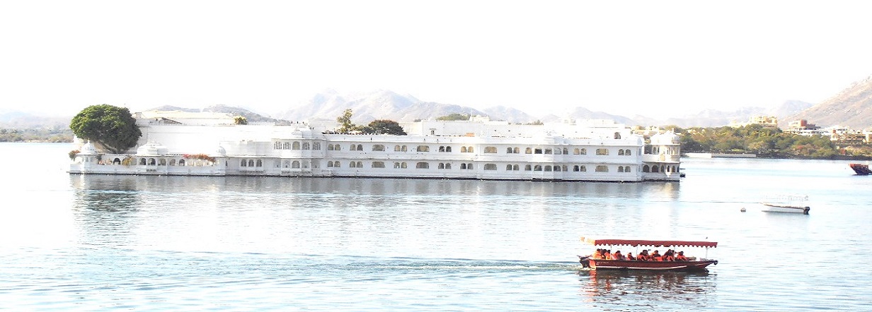 lake palace udaipur